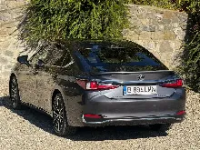 Lexus Seria ES300H