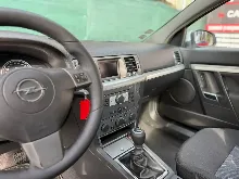 Opel Vectra 1.8i Elegance